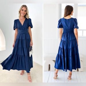 New! Gingham & Heels Geerio Navy Blue Tiered Maxi Dress 💙 size 6